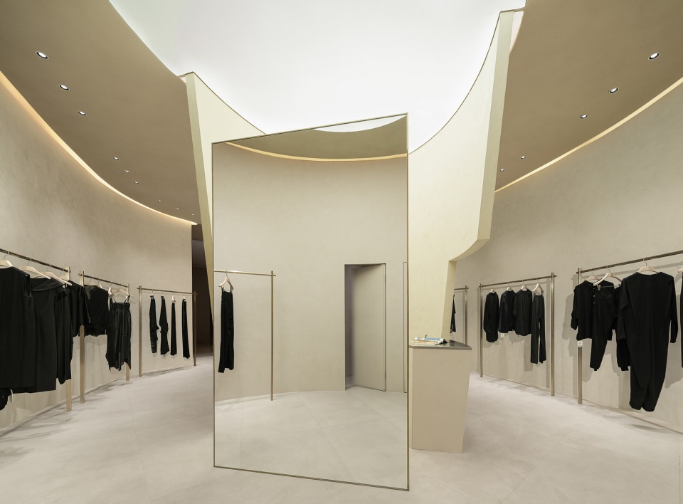 服裝店設計,上海服裝店設計,零售店設計,商業空間,女裝店設計,服裝店設計案例,時裝店設計,TU晶耀前灘店,TU,上海,彈性工作室
