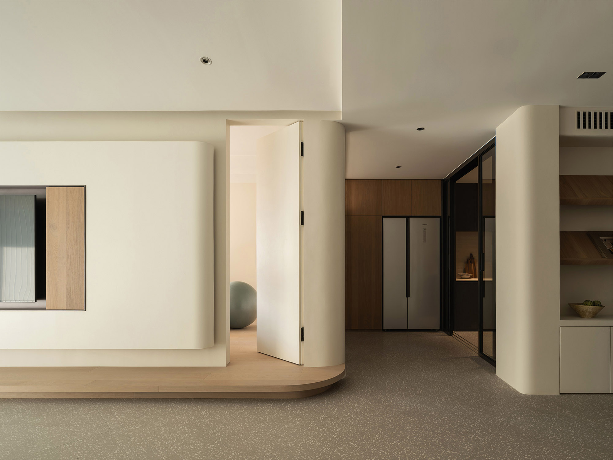 10° STUDIO,廣州,單身公寓設計,家裝設計,公寓設計案例,原木色,146㎡,極簡風格,單身公寓,傅俁迪
