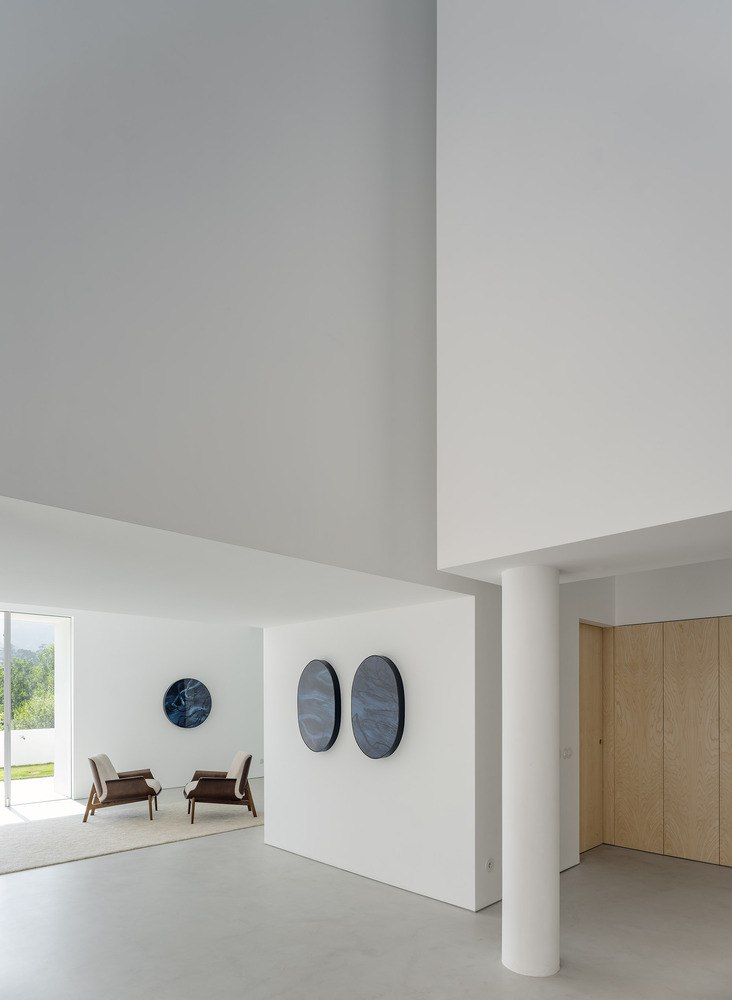 別墅設計,別墅設計案例,NOARQ,葡萄牙,國外別墅設計案例,別墅裝修,945㎡,白色別墅,原木色,極簡風格