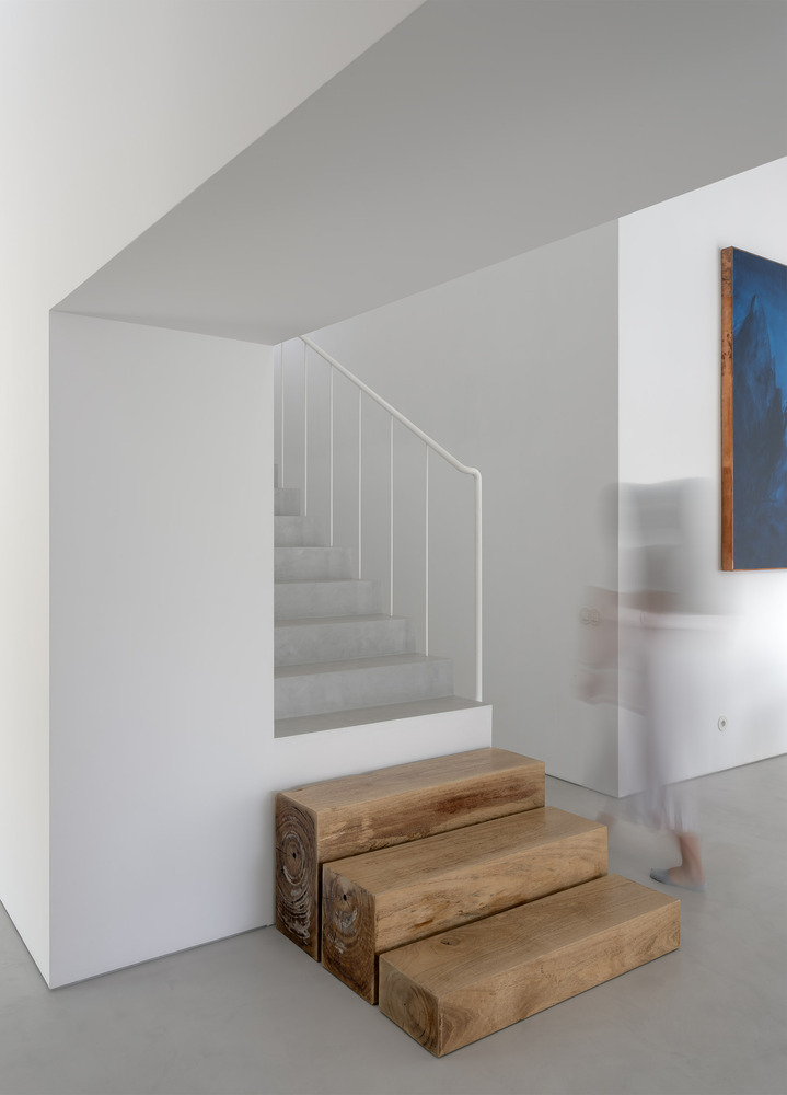 別墅設計,別墅設計案例,NOARQ,葡萄牙,國外別墅設計案例,別墅裝修,945㎡,白色別墅,原木色,極簡風格