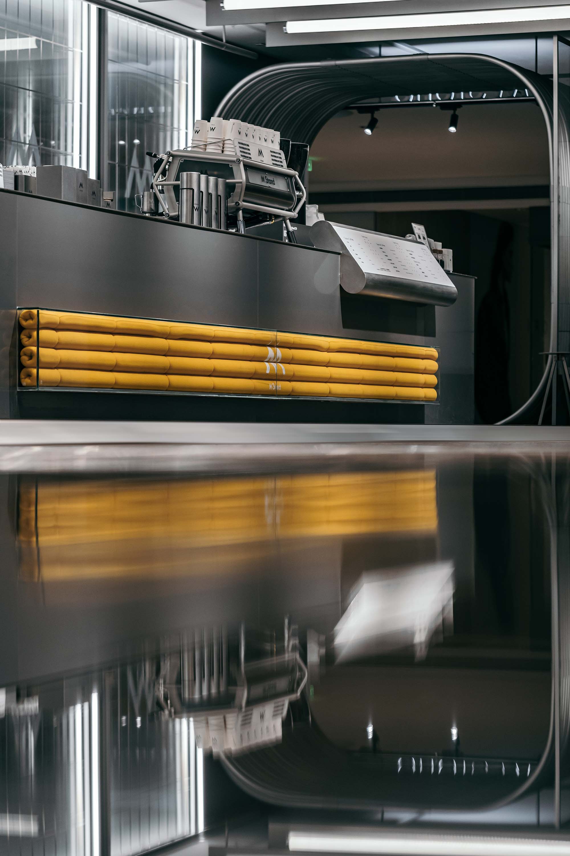 武漢咖啡店設計,咖啡店設計,咖啡店設計案例,武漢咖啡店,咖啡廳設計,M Stand,M Stand咖啡,M StandK武漢國廣二店,尚洋藝術