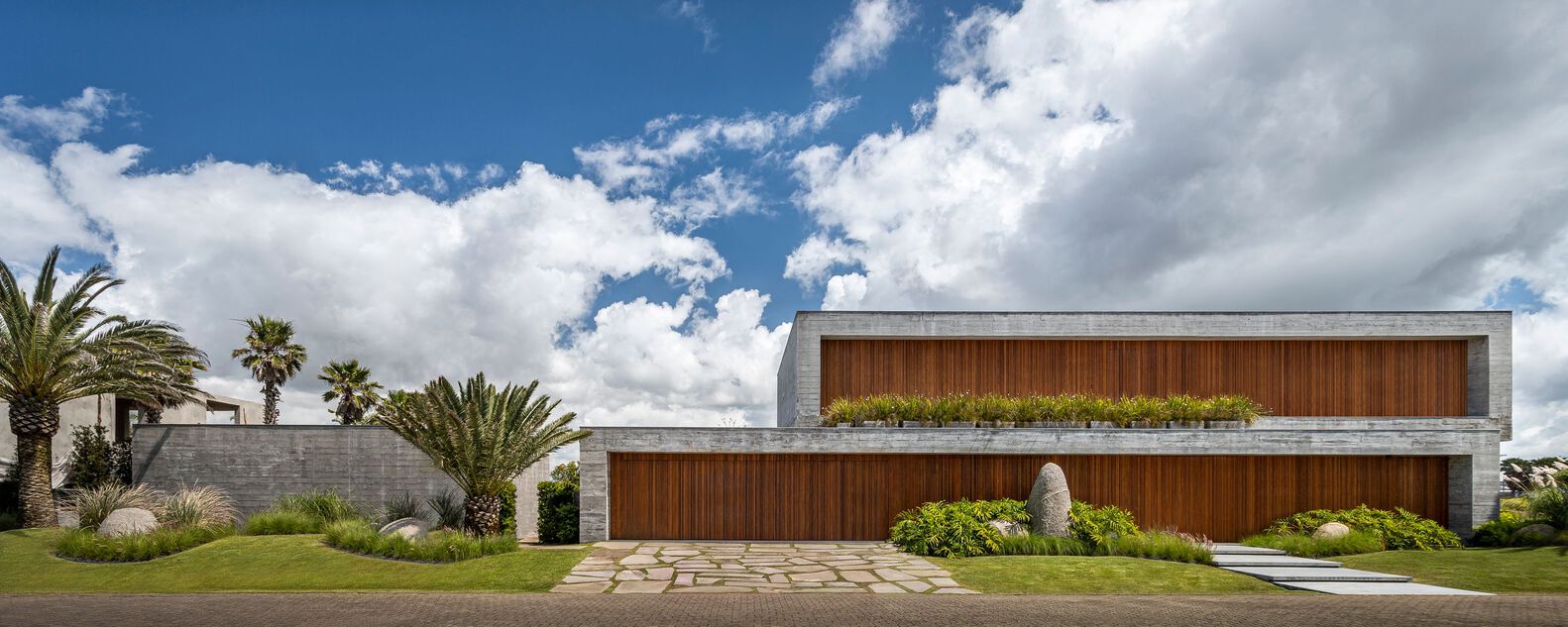 別墅設計,別墅設計案例,Vitório Ecker,巴西,國外別墅設計案例,別墅裝修,野獸派風格,景觀別墅