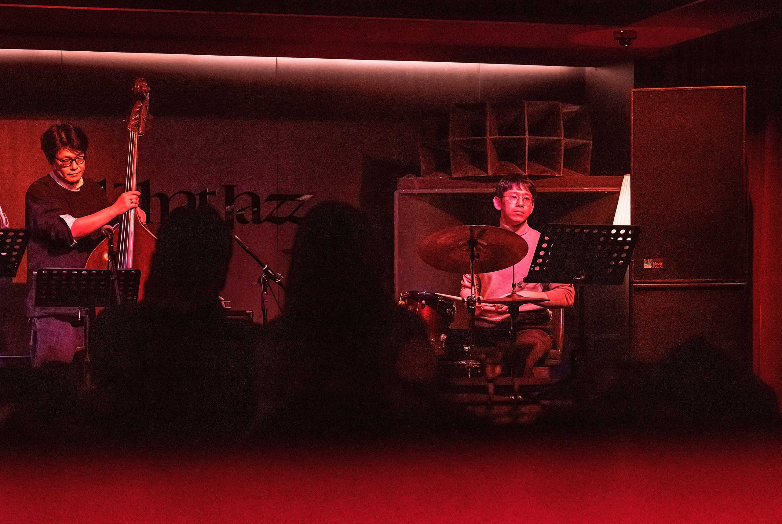 酒吧設計,酒吧設計案例,現代風格酒吧設計,酒吧設計方案,matter better,首爾,酒吧裝修,韓國,爵士樂酒吧俱樂部,mttb,All That Jazz