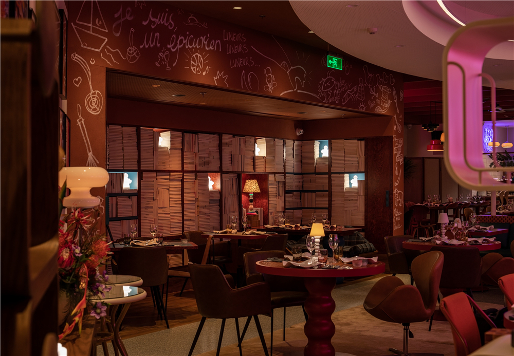 餐廳設計,休閑餐廳設計,主題餐廳設計,餐廳設計案例,餐廳設計方案,Luneurs Alunissage國金店,上海,hcreates罕創建築設計