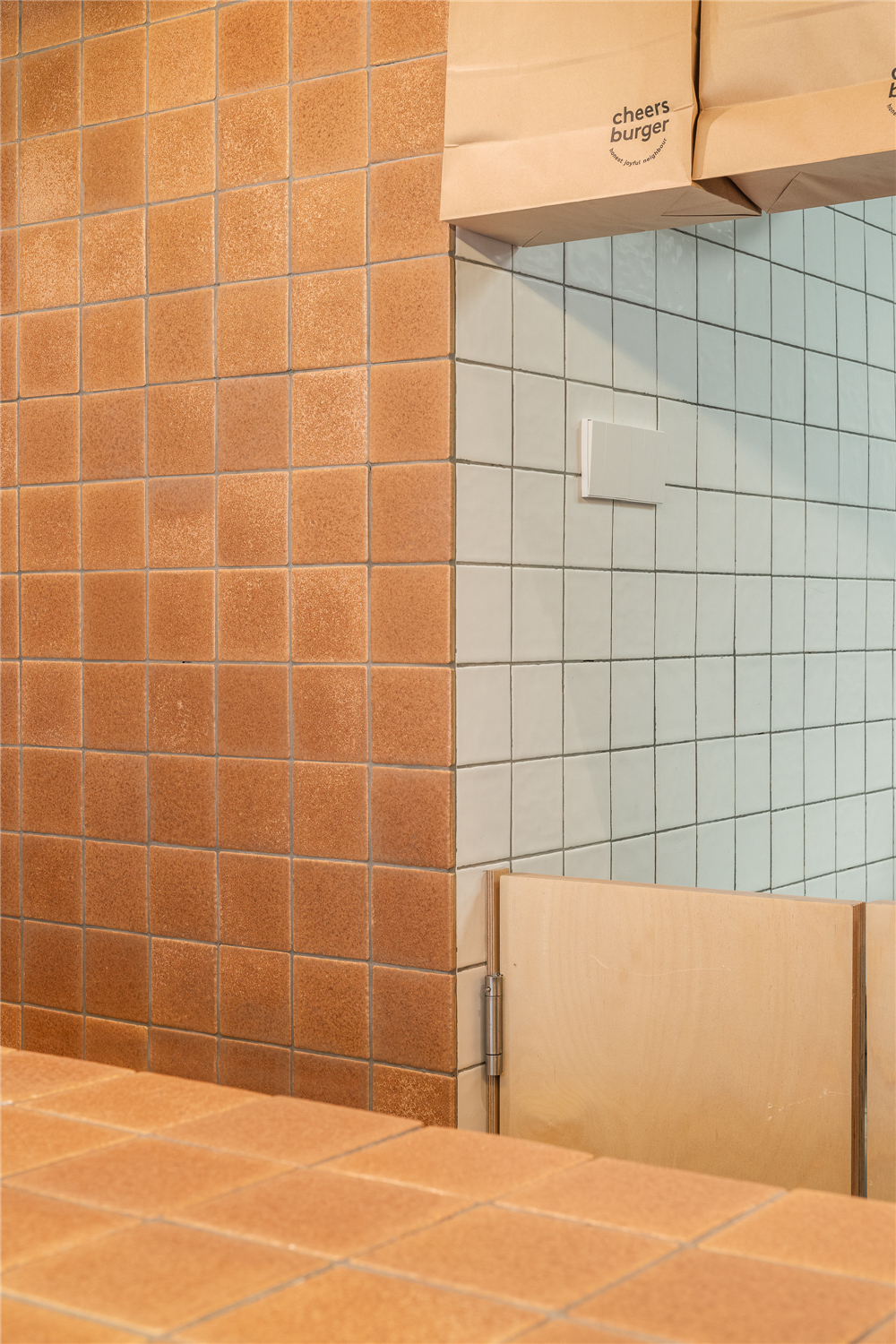 街邊店設計,街邊餐廳設計,餐廳設計,漢堡店設計,餐廳設計案例,餐廳設計方案,上海,Cheers Burger漢堡店,彥文建築工作室