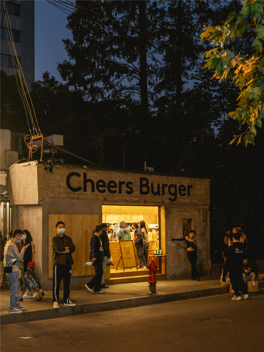 街邊店設計,街邊餐廳設計,餐廳設計,漢堡店設計,餐廳設計案例,餐廳設計方案,上海,Cheers Burger漢堡店,彥文建築工作室