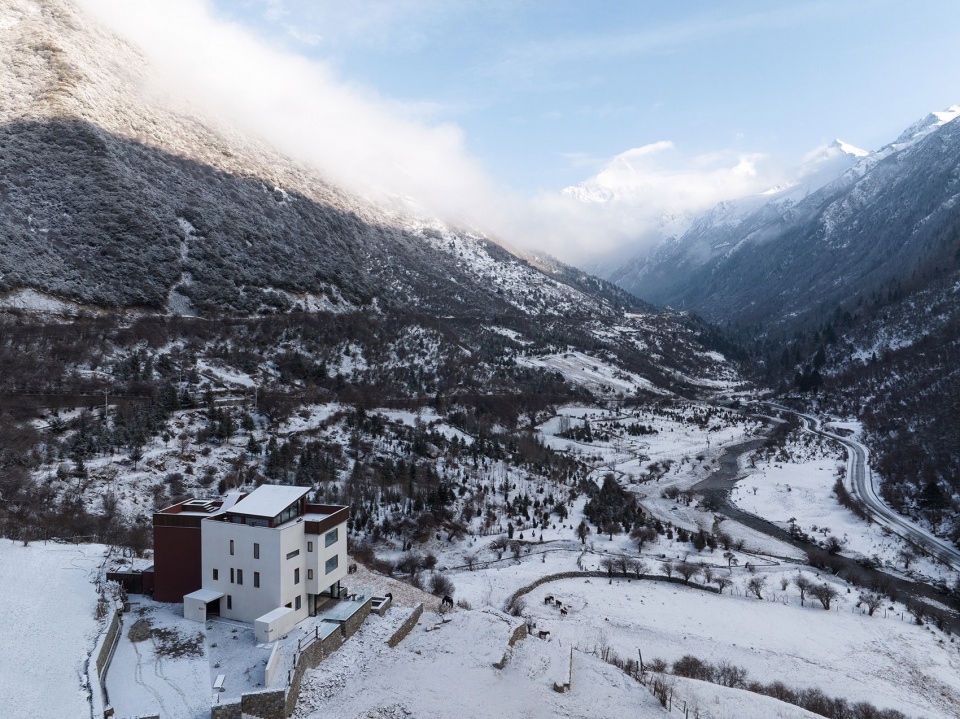 民宿設計,民宿設計方案,民宿設計案例,民宿改造,民宿裝修,度假酒店設計,設計酒店,酒店設計,四川,大隱與跡・四姑娘民宿,萬謙集設計,自由實踐室