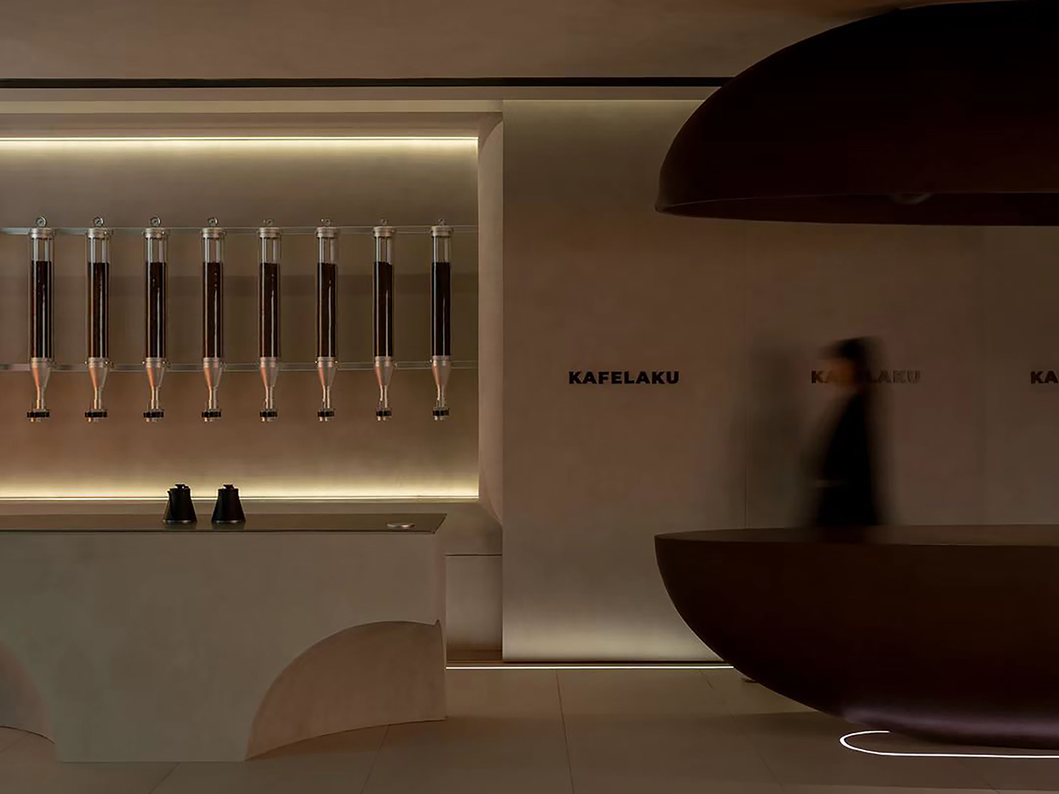 街邊咖啡店設計,咖啡店設計,咖啡店設計案例,咖啡店設計方案,茶飲店設計,廣州,貓屎咖啡在地生長概念店,本立設計