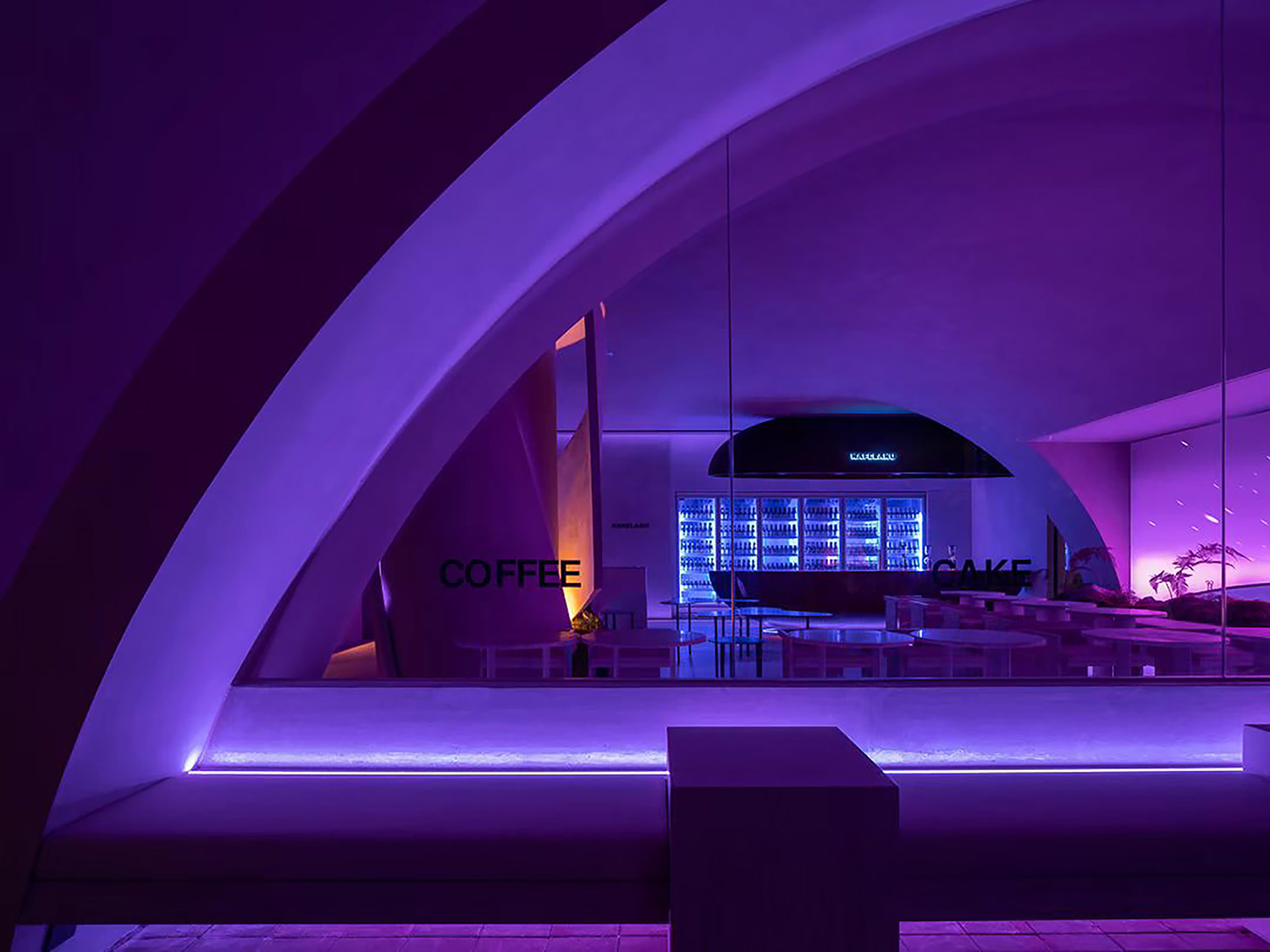 街邊咖啡店設計,咖啡店設計,咖啡店設計案例,咖啡店設計方案,茶飲店設計,廣州,貓屎咖啡在地生長概念店,本立設計