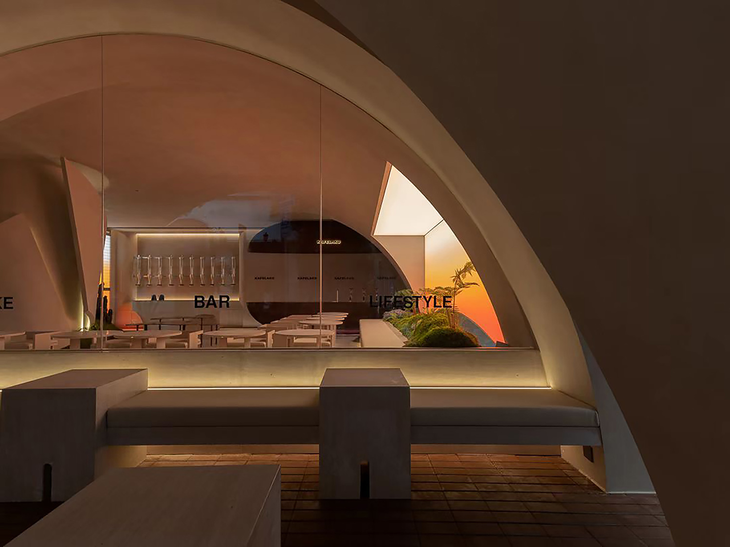 街邊咖啡店設計,咖啡店設計,咖啡店設計案例,咖啡店設計方案,茶飲店設計,廣州,貓屎咖啡在地生長概念店,本立設計