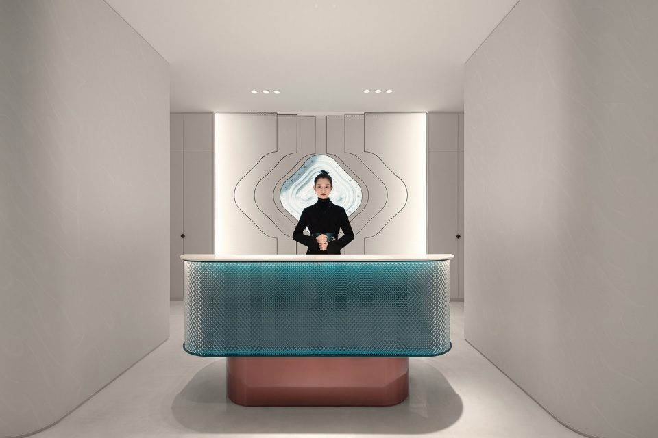 體驗店設計,零售店設計,護膚品零售店設計,美妝零售店設計,零售店設計案例,旗艦店設計,品牌店設計,花西子「隱園」全球首家線下旗艦店,杭州,立品設計Leaping Creative