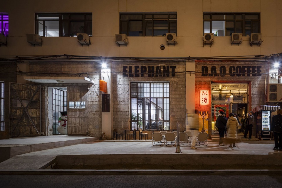 酒吧設計,酒吧設計案例,現代風格酒吧設計,咖啡廳設計,咖啡廳設計案例,咖啡廳裝修,輕改造嵌入美發廳的咖啡酒吧,北京,DAGA大觀建築設計