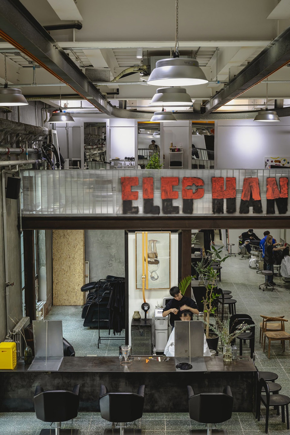 酒吧設計,酒吧設計案例,現代風格酒吧設計,咖啡廳設計,咖啡廳設計案例,咖啡廳裝修,輕改造嵌入美發廳的咖啡酒吧,北京,DAGA大觀建築設計