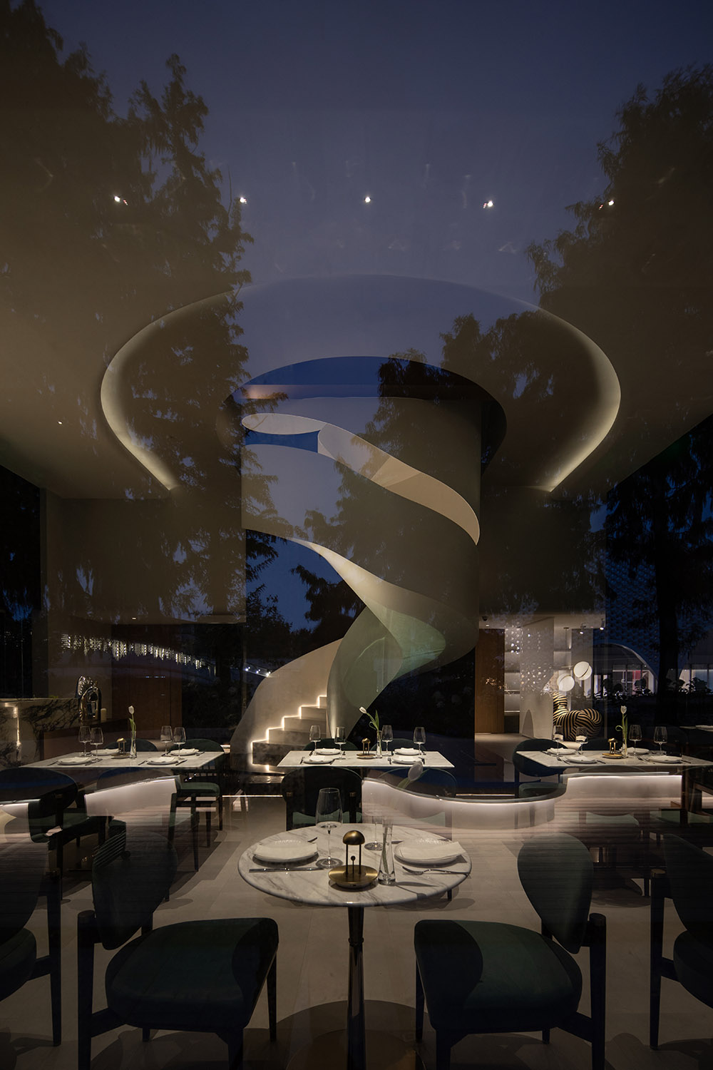 餐廳設計,咖啡廳設計,餐廳設計案例,餐廳設計方案,餐廳裝修,家居買手店設計,杭州,悅+ Deco生活美學館,杭州時上建築空間設計事務所,沈墨