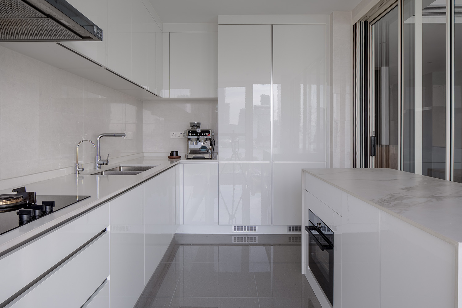 210㎡住宅設計,210㎡,住宅設計案例,家裝設計,大平層設計,大平層設計案例,大平層設計方案,現代風格住宅設計,恣意有序的生活藝術,上海,介兮空間設計