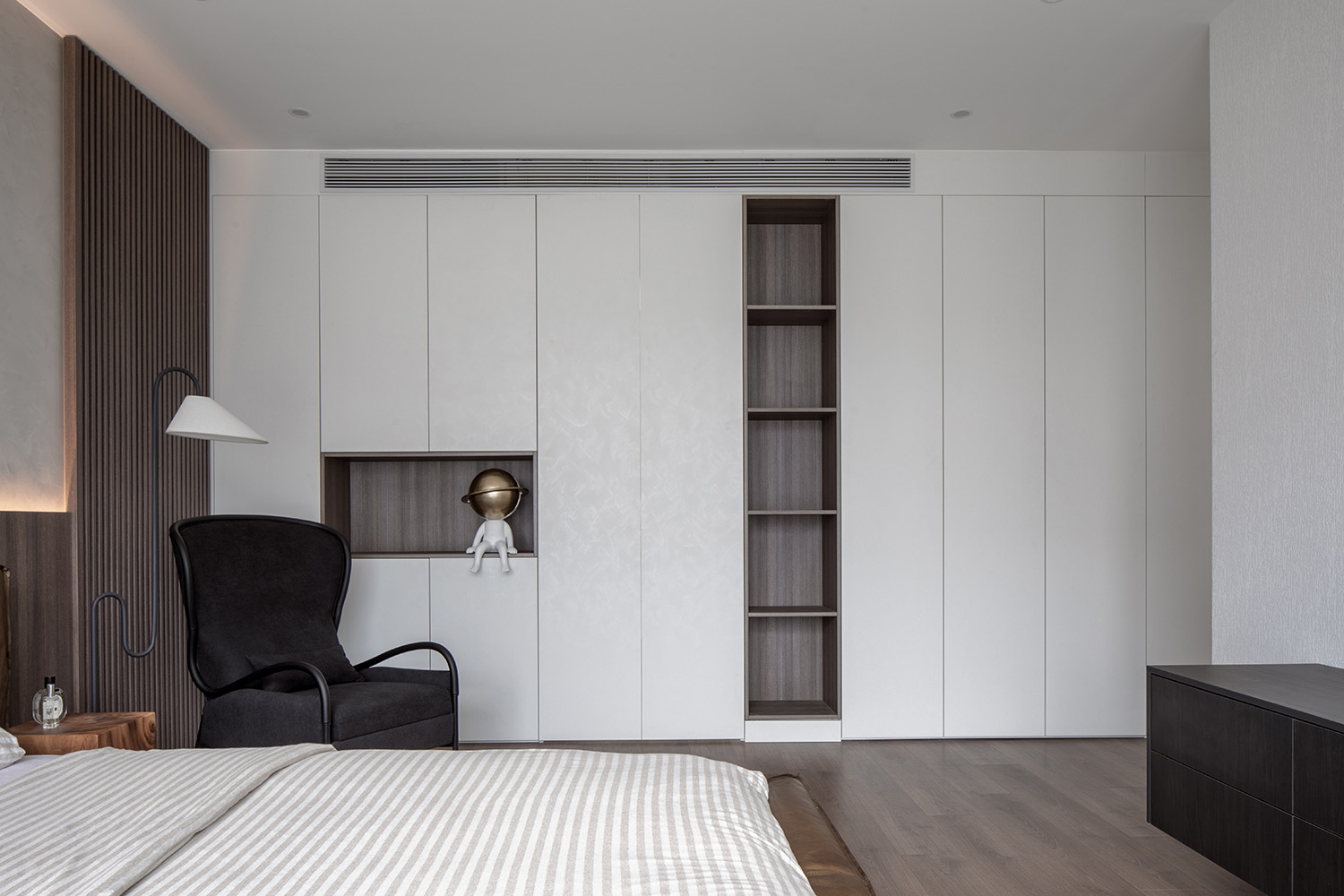 210㎡住宅設計,210㎡,住宅設計案例,家裝設計,大平層設計,大平層設計案例,大平層設計方案,現代風格住宅設計,恣意有序的生活藝術,上海,介兮空間設計