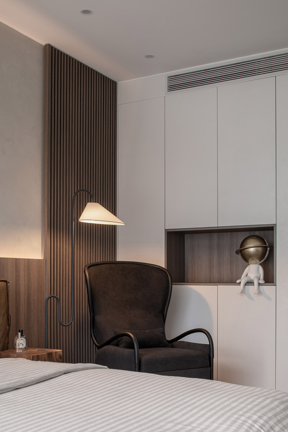 210㎡住宅設計,210㎡,住宅設計案例,家裝設計,大平層設計,大平層設計案例,大平層設計方案,現代風格住宅設計,恣意有序的生活藝術,上海,介兮空間設計