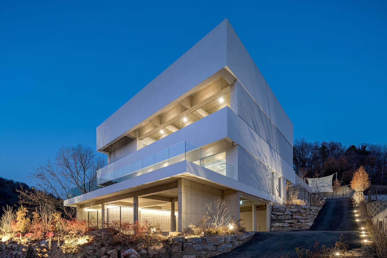 ALIVEUS architecture,瑜伽工作室設計,韓國,瑜伽工作室設計案例,瑜伽工作室設計方案,極簡風格,辦公室設計,TRIVIUM Yoga Studio