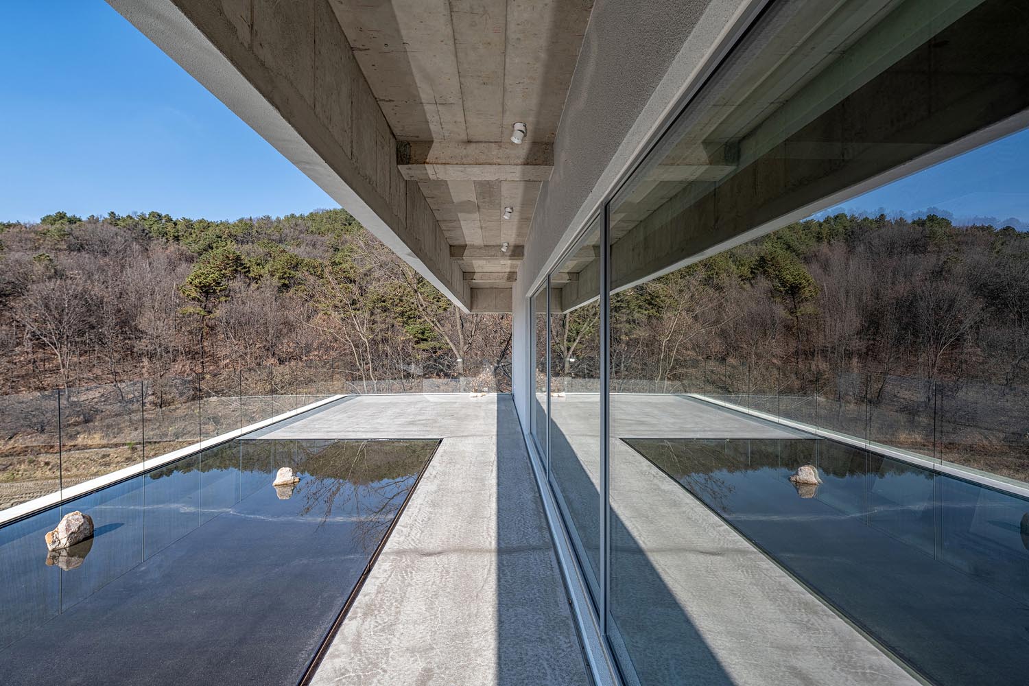 ALIVEUS architecture,瑜伽工作室設計,韓國,瑜伽工作室設計案例,瑜伽工作室設計方案,極簡風格,辦公室設計,TRIVIUM Yoga Studio