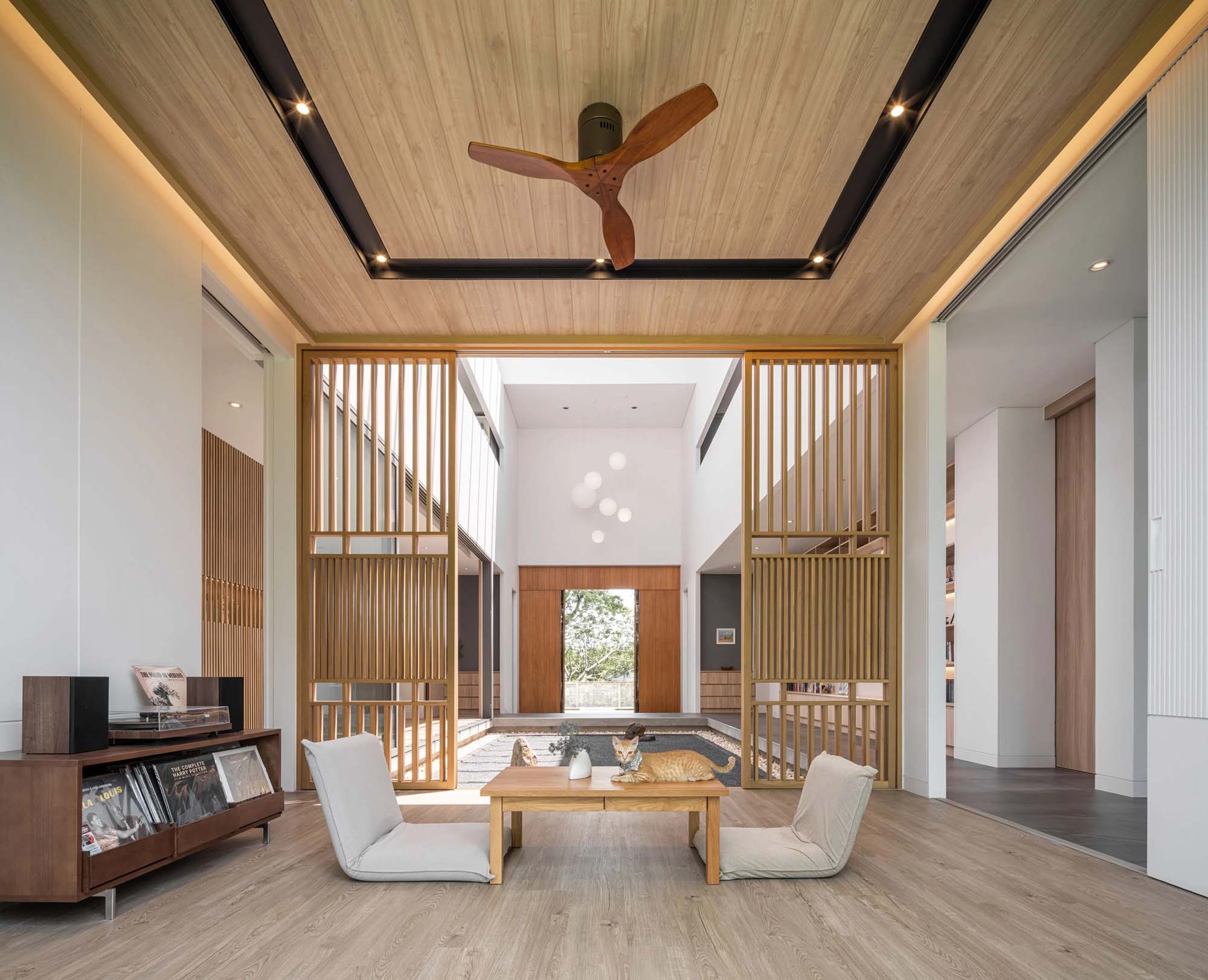 別墅設計,別墅設計案例,AOMO,Architecture of My Own,國外別墅設計案例,別墅裝修,庭院別墅,枯山水,泰國,曼穀