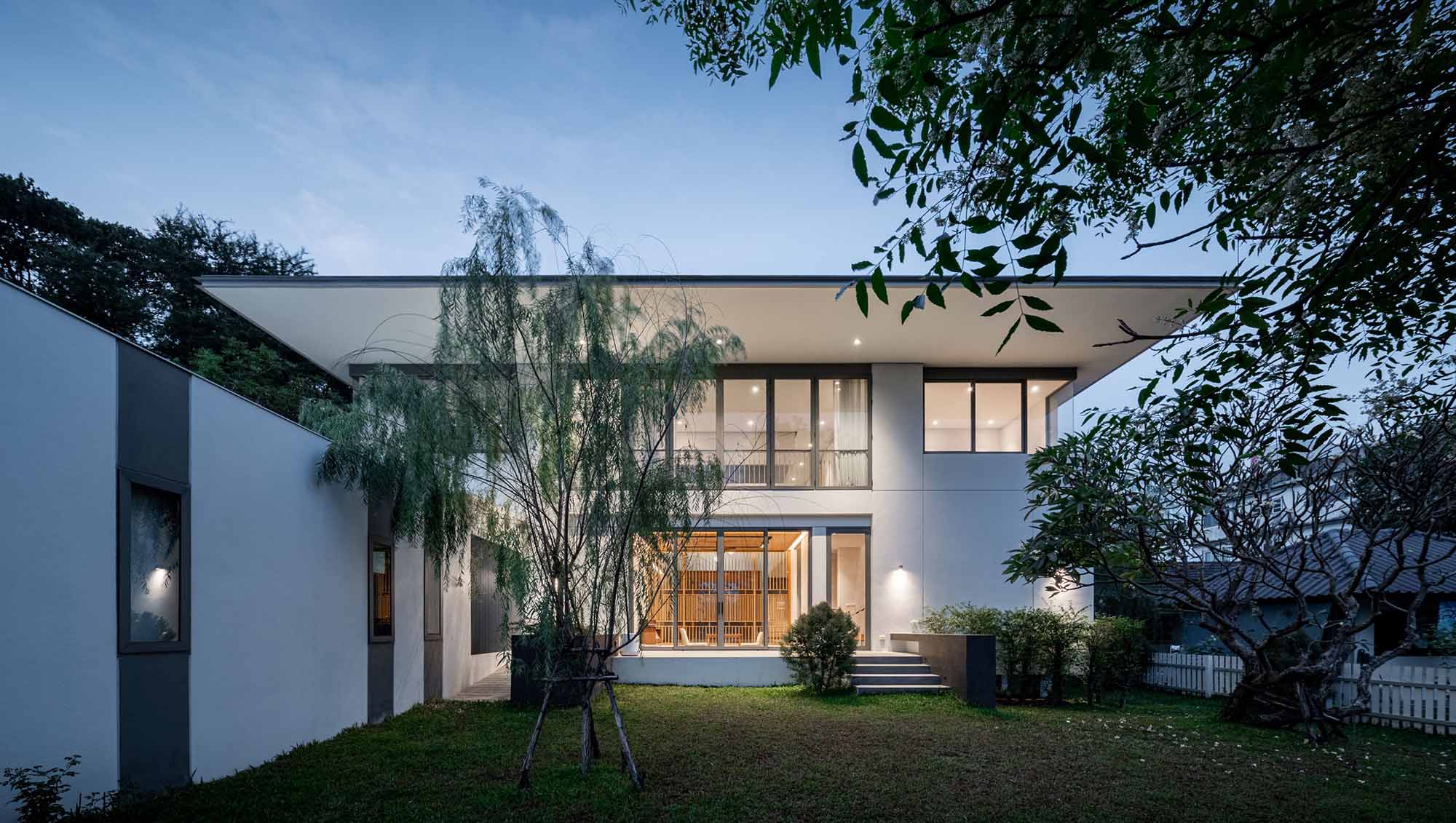 別墅設計,別墅設計案例,AOMO,Architecture of My Own,國外別墅設計案例,別墅裝修,庭院別墅,枯山水,泰國,曼穀