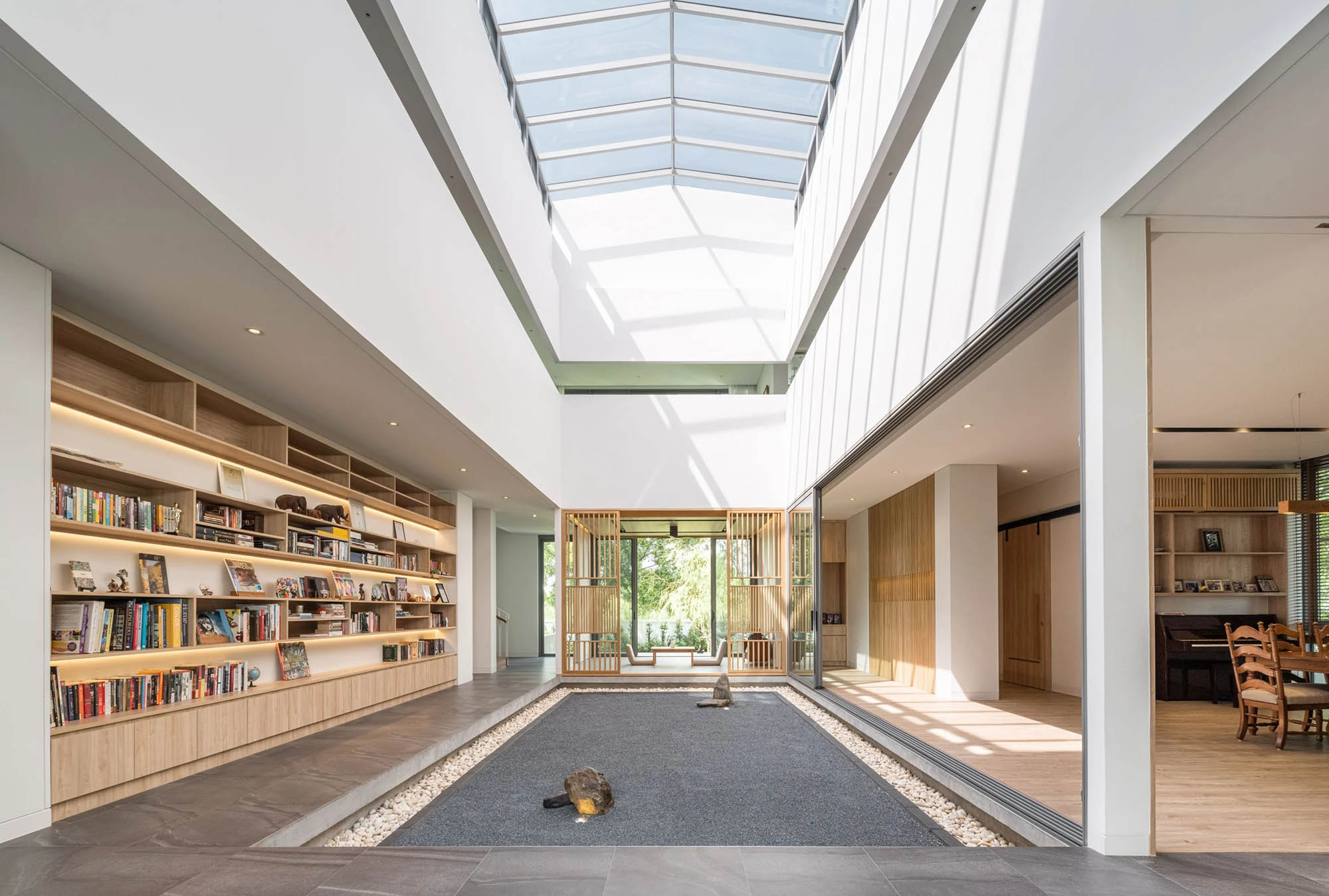 別墅設計,別墅設計案例,AOMO,Architecture of My Own,國外別墅設計案例,別墅裝修,庭院別墅,枯山水,泰國,曼穀