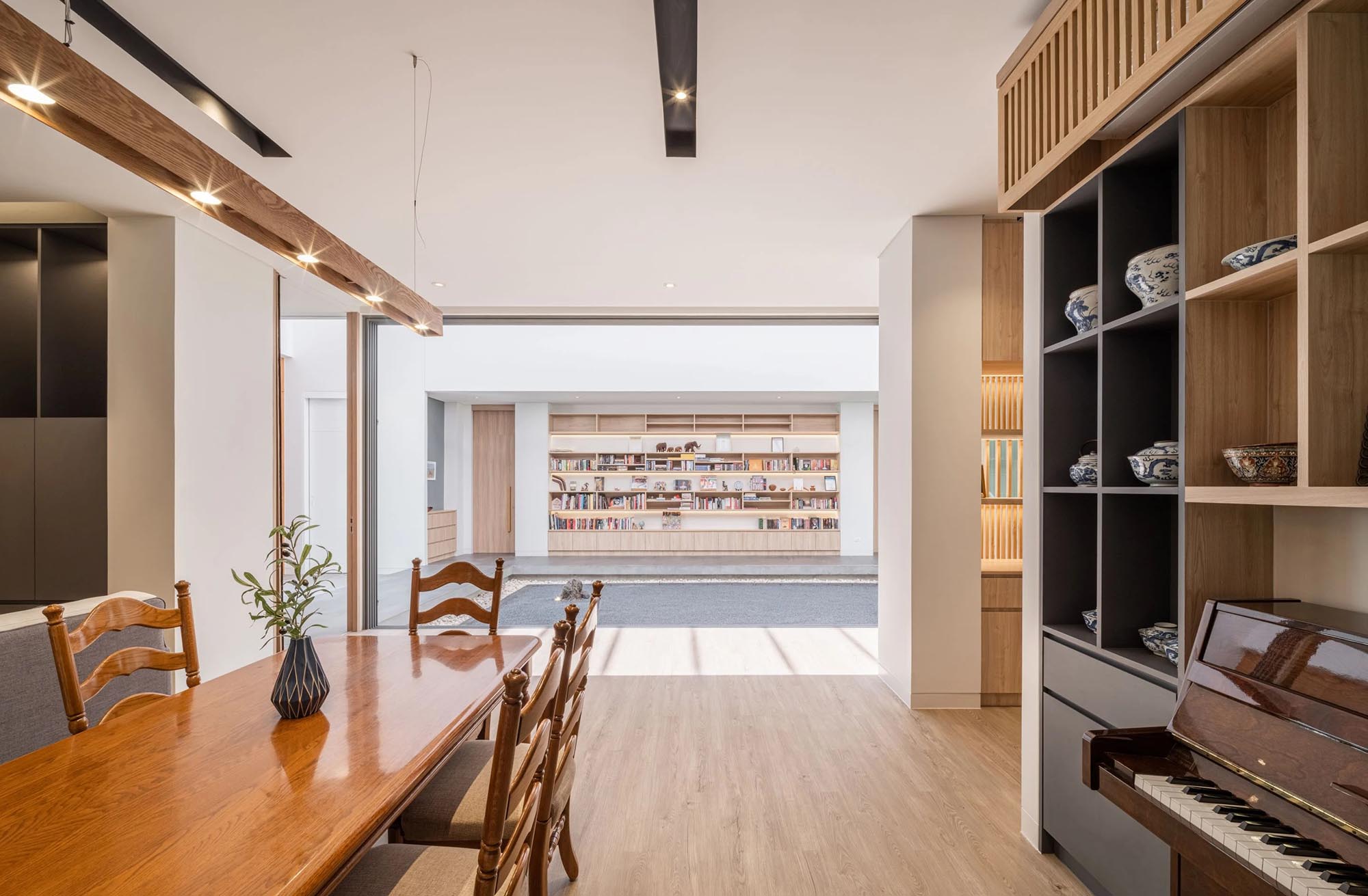 別墅設計,別墅設計案例,AOMO,Architecture of My Own,國外別墅設計案例,別墅裝修,庭院別墅,枯山水,泰國,曼穀