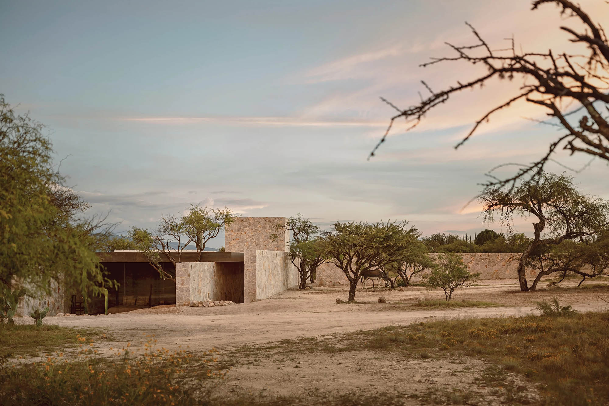 HW STUDIO Arquitectos,墨西哥,住宅設計,國外住宅設計案例,極簡風格,景觀住宅,獨棟住宅,侘寂風格,極簡主義