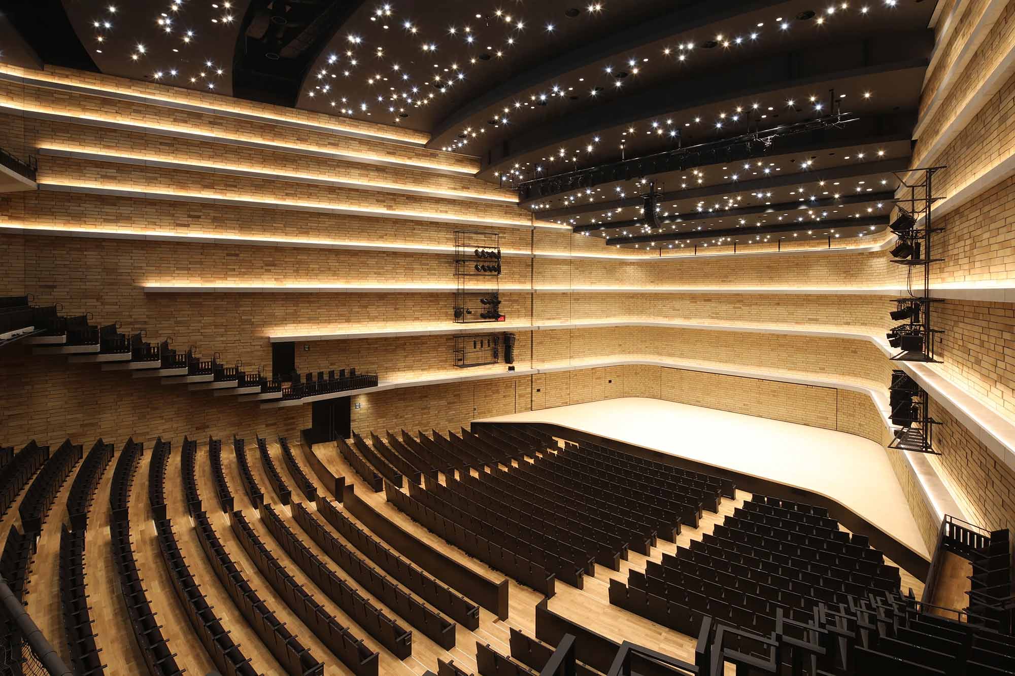 日建設計,日本,姬路文化會議中心,文化中心設計,公共建築設計案例,會議中心,Nikken Sekkei