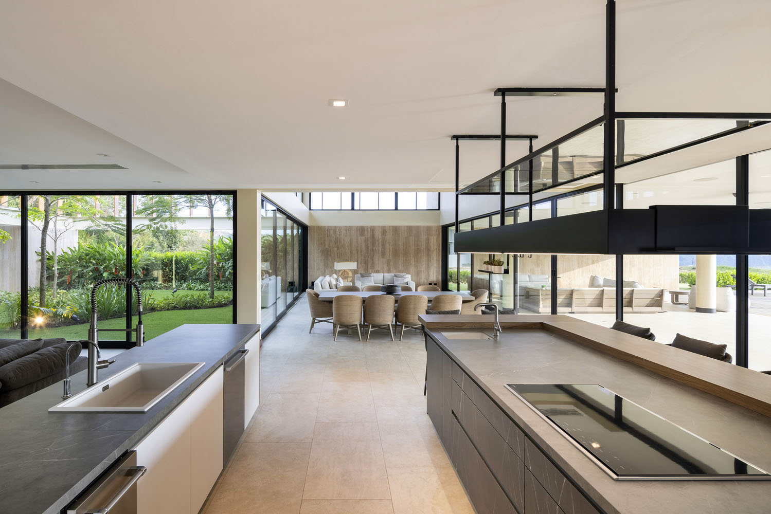 別墅設計,極簡風格別墅設計,Garnier Arquitectos,國外別墅設計案例,哥斯達黎加,開放式別墅,極簡風格別墅,800㎡,庭院別墅