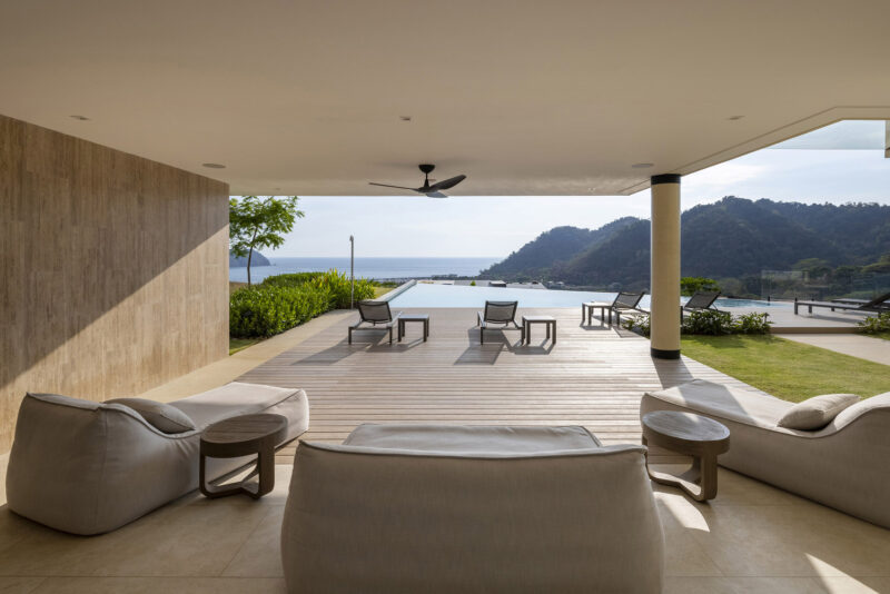 Garnier Arquitectos｜800㎡，哥斯達黎加蓬極簡陽光庭院別墅