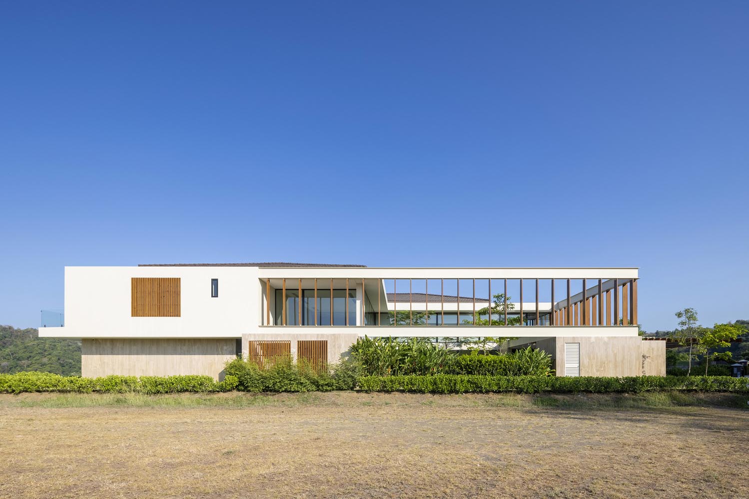 別墅設計,極簡風格別墅設計,Garnier Arquitectos,國外別墅設計案例,哥斯達黎加,開放式別墅,極簡風格別墅,800㎡,庭院別墅