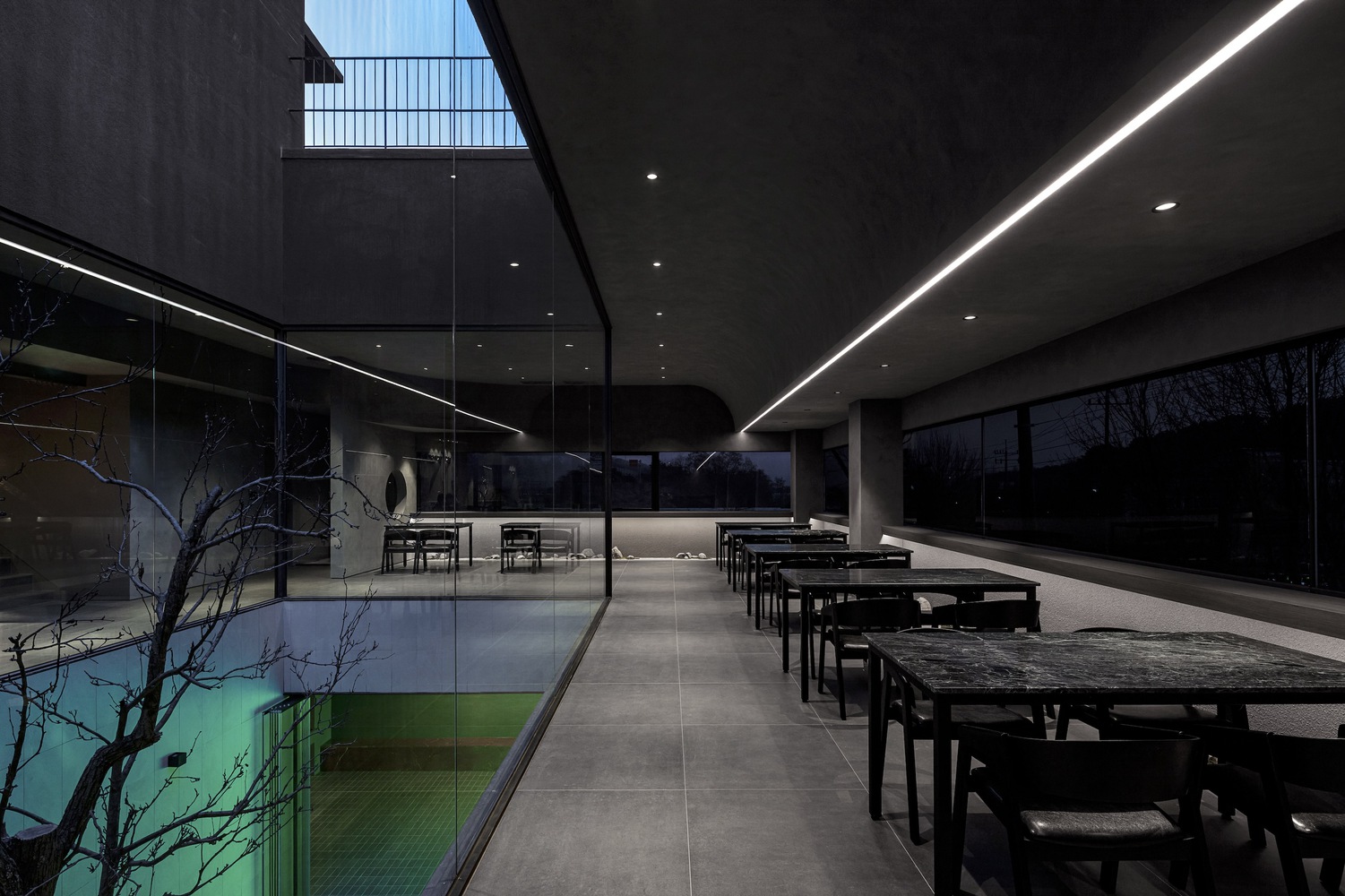 Plainoddity,韓國,西餐廳設計,餐廳設計案例,Dark and Light,意大利菜餐廳