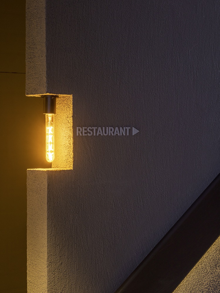 Plainoddity,韓國,西餐廳設計,餐廳設計案例,Dark and Light,意大利菜餐廳