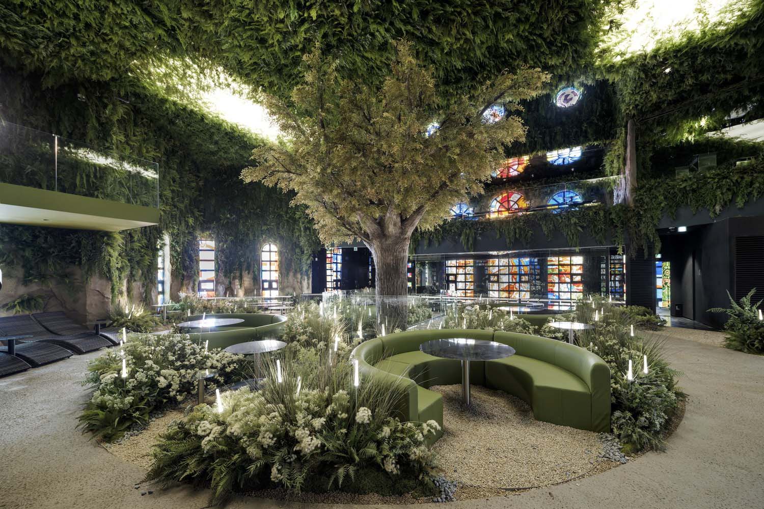 NONE SPACE,首爾,咖啡廳設計案例,咖啡廳裝修,MADE LIM 咖啡廳,教堂改造,咖啡廳設計方案,建築改造