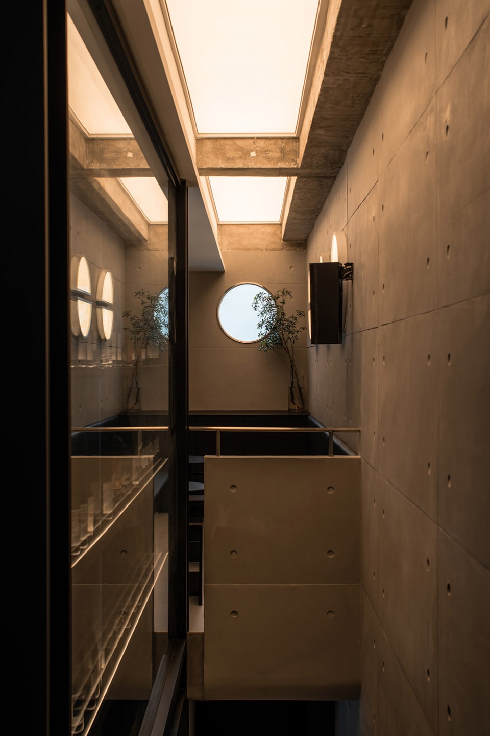 酒吧設計,酒吧設計案例,現代風格酒吧設計,酒吧設計方案,酒吧裝修,酒館設計,主題酒吧設計,主題空間設計,成都,MEDISN·RESET藥廠精釀酒吧,季意空間設計