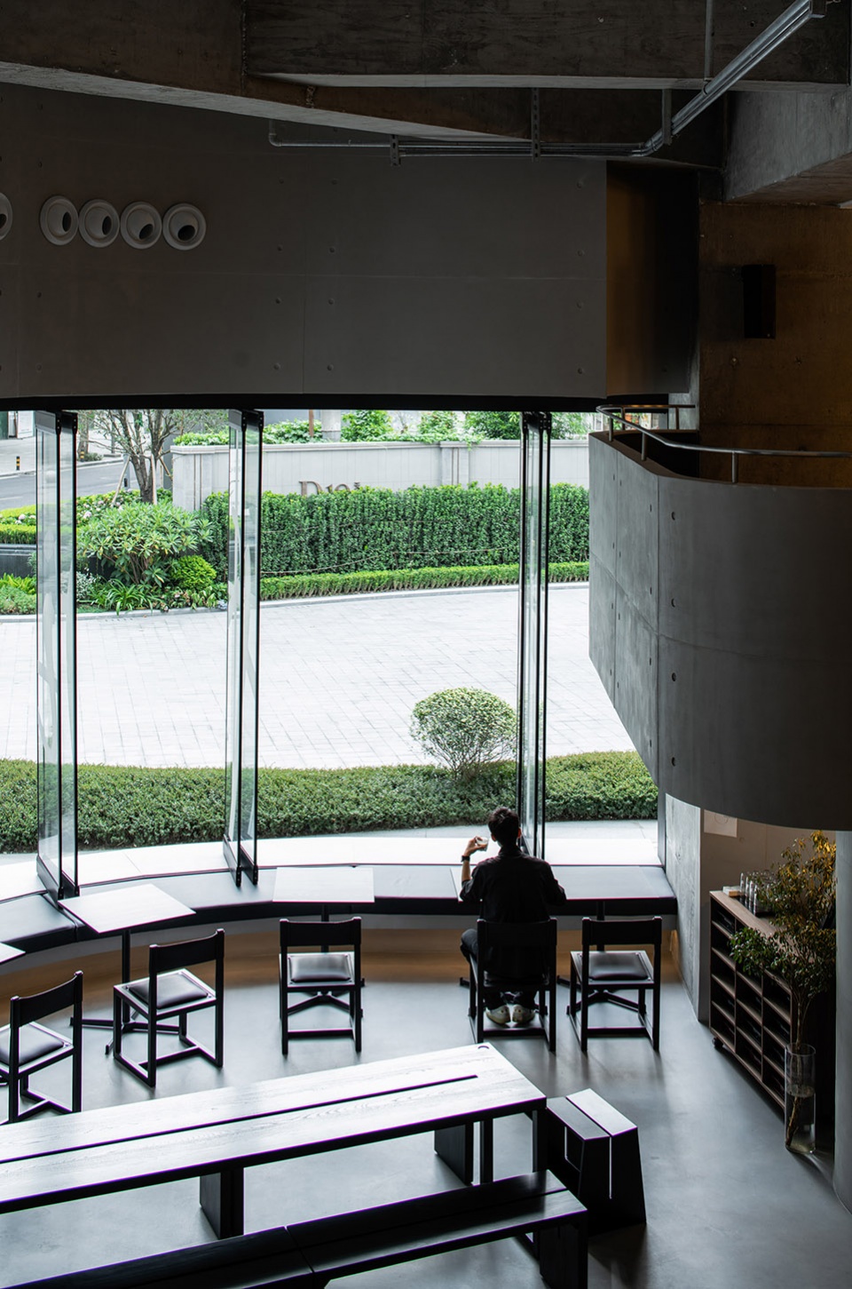 酒吧設計,酒吧設計案例,現代風格酒吧設計,酒吧設計方案,酒吧裝修,酒館設計,主題酒吧設計,主題空間設計,成都,MEDISN·RESET藥廠精釀酒吧,季意空間設計