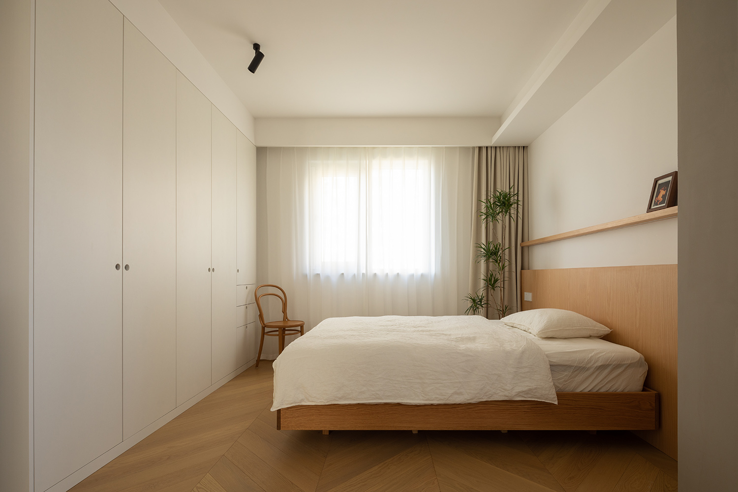 170㎡家裝設計,170㎡,家裝設計,住宅設計案例,住宅設計,現代風格住宅設計,大平層設計,大平層設計方案,大平層設計案例,南京,日日常晏如,山止川行設計