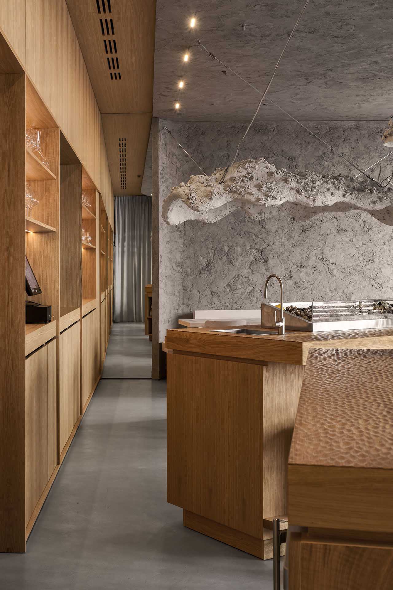 海鮮餐廳設計,餐廳設計案例,原木色,酒吧設計方案,DA bureau,聖彼得堡,極簡主義,Porto 19海鮮餐廳