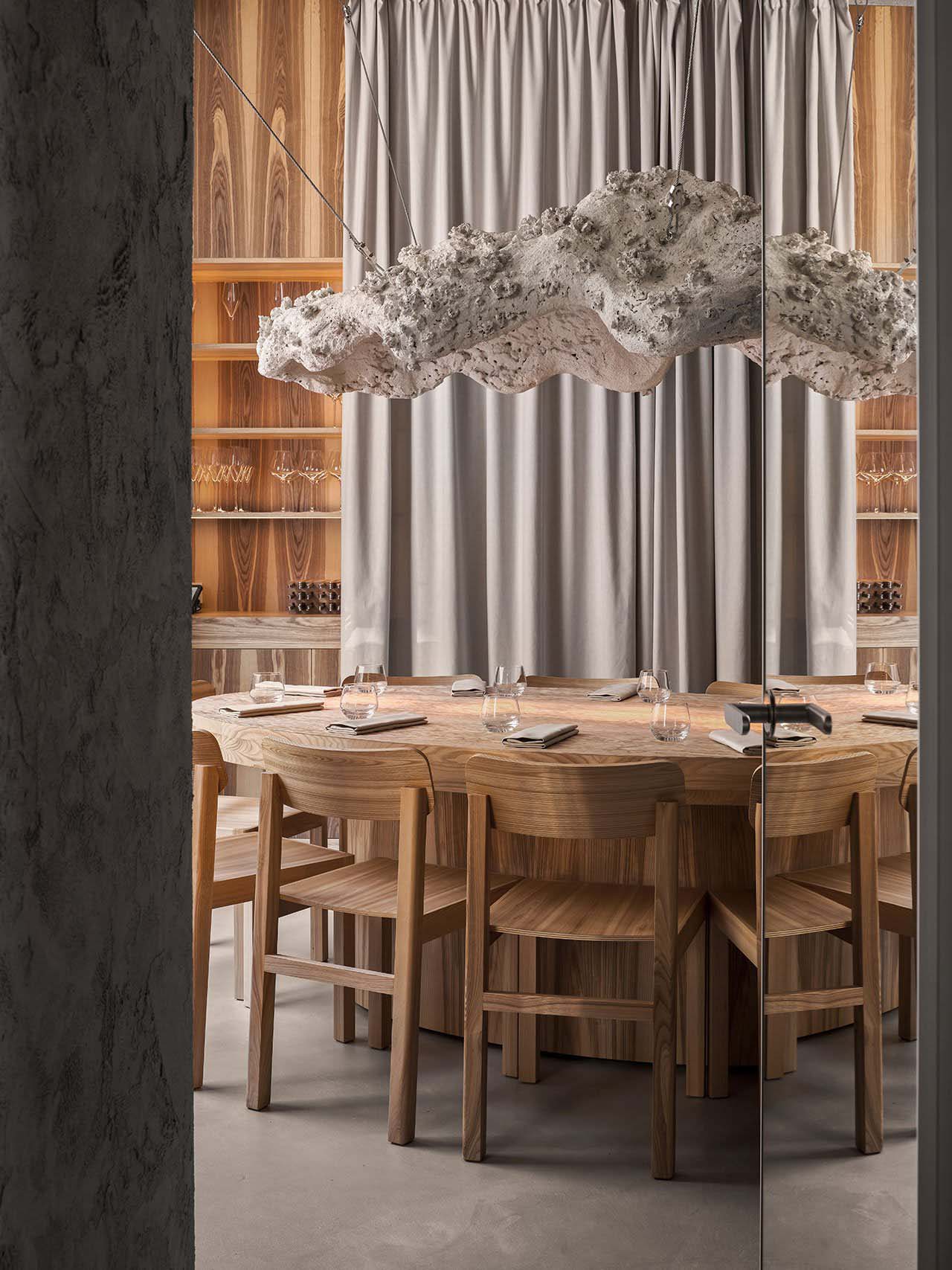 海鮮餐廳設計,餐廳設計案例,原木色,酒吧設計方案,DA bureau,聖彼得堡,極簡主義,Porto 19海鮮餐廳