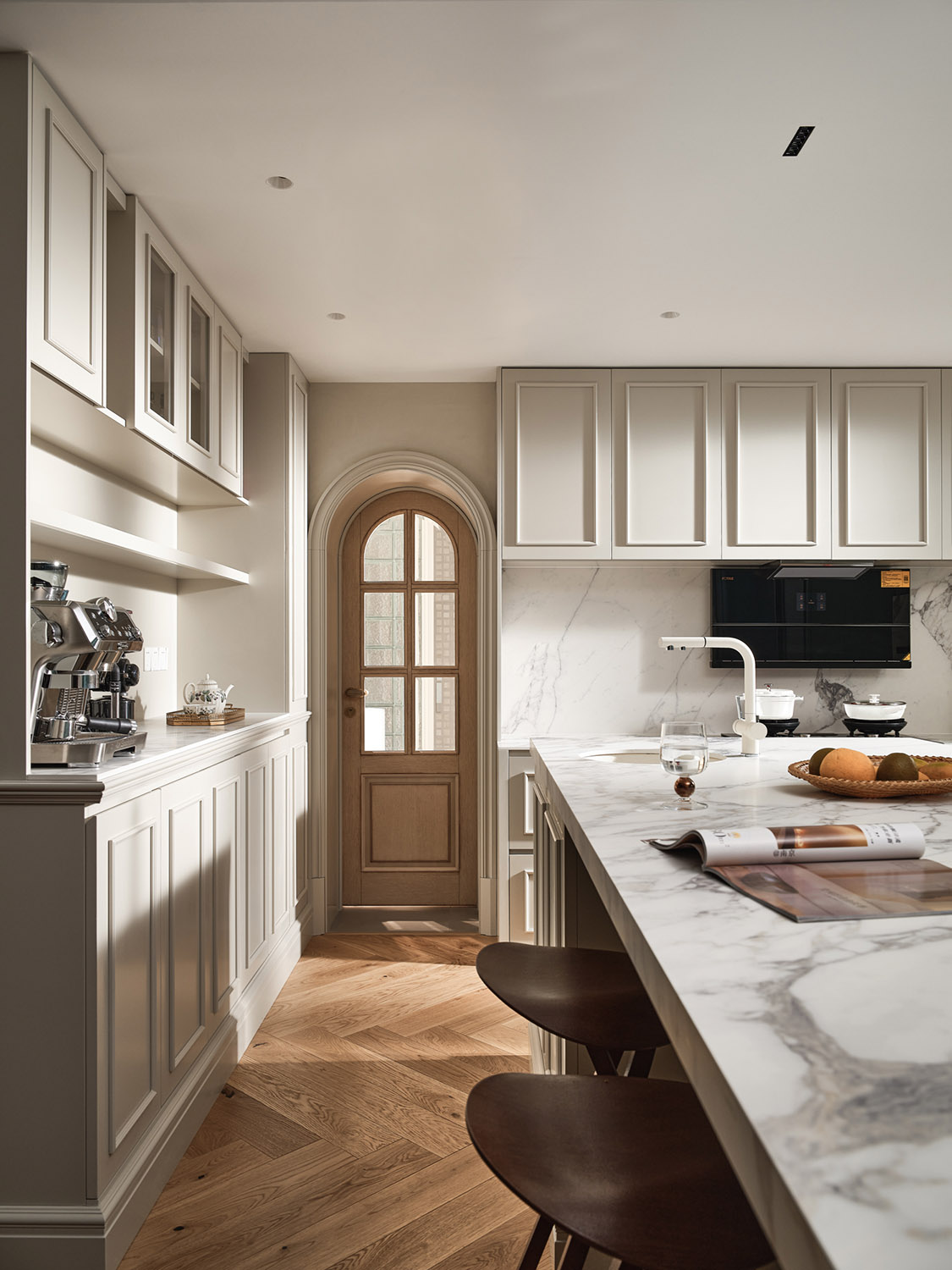 200㎡大平層設計,200㎡,住宅設計案例,住宅設計,法式風格住宅設計,現代法式風格住宅設計,大平層設計,南京西路中凱城市之光,大平層設計案例,大平層設計方案,南京西路大平層-藏有“半畝花田”,示覺設計