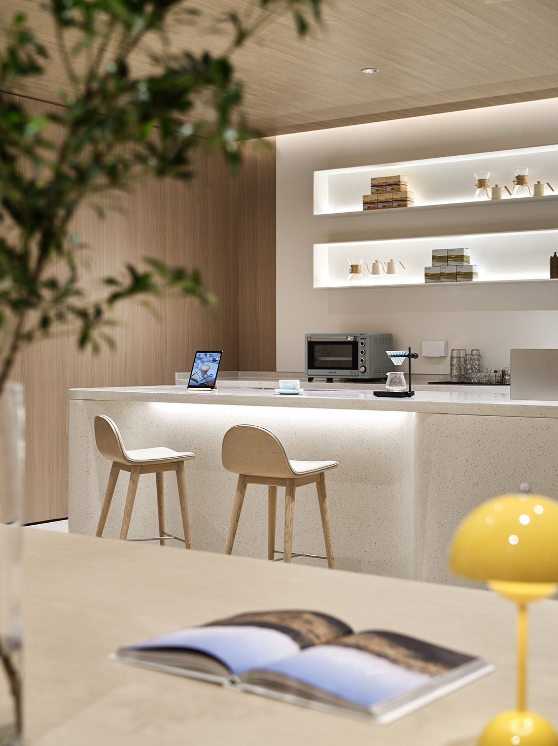 蔚來汽車展廳設計,展廳設計,汽車展廳設計,體驗店設計,展廳設計案例,展廳設計方案,汽車體驗店設計,汽車銷售店設計,長沙,蔚來交付中心梅溪新天地,泊赫設計