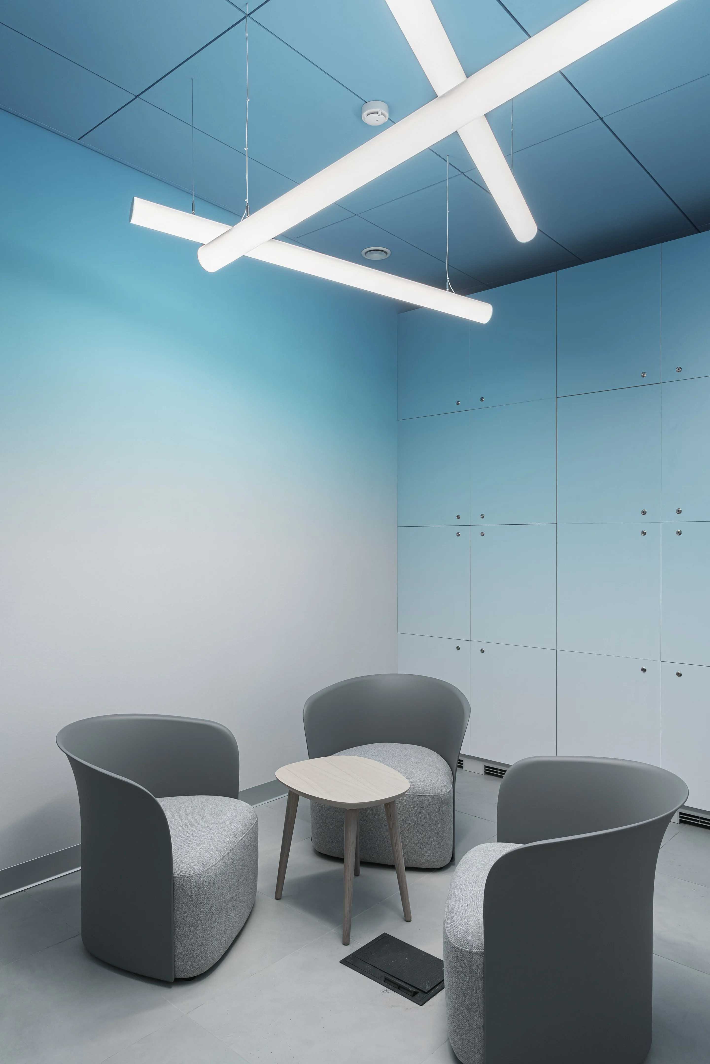 辦公室設計,KIDZ,極簡風格辦公室,辦公室設計案例,金融公司,莫斯科,銀行辦公室,極簡風格辦公室設計案例