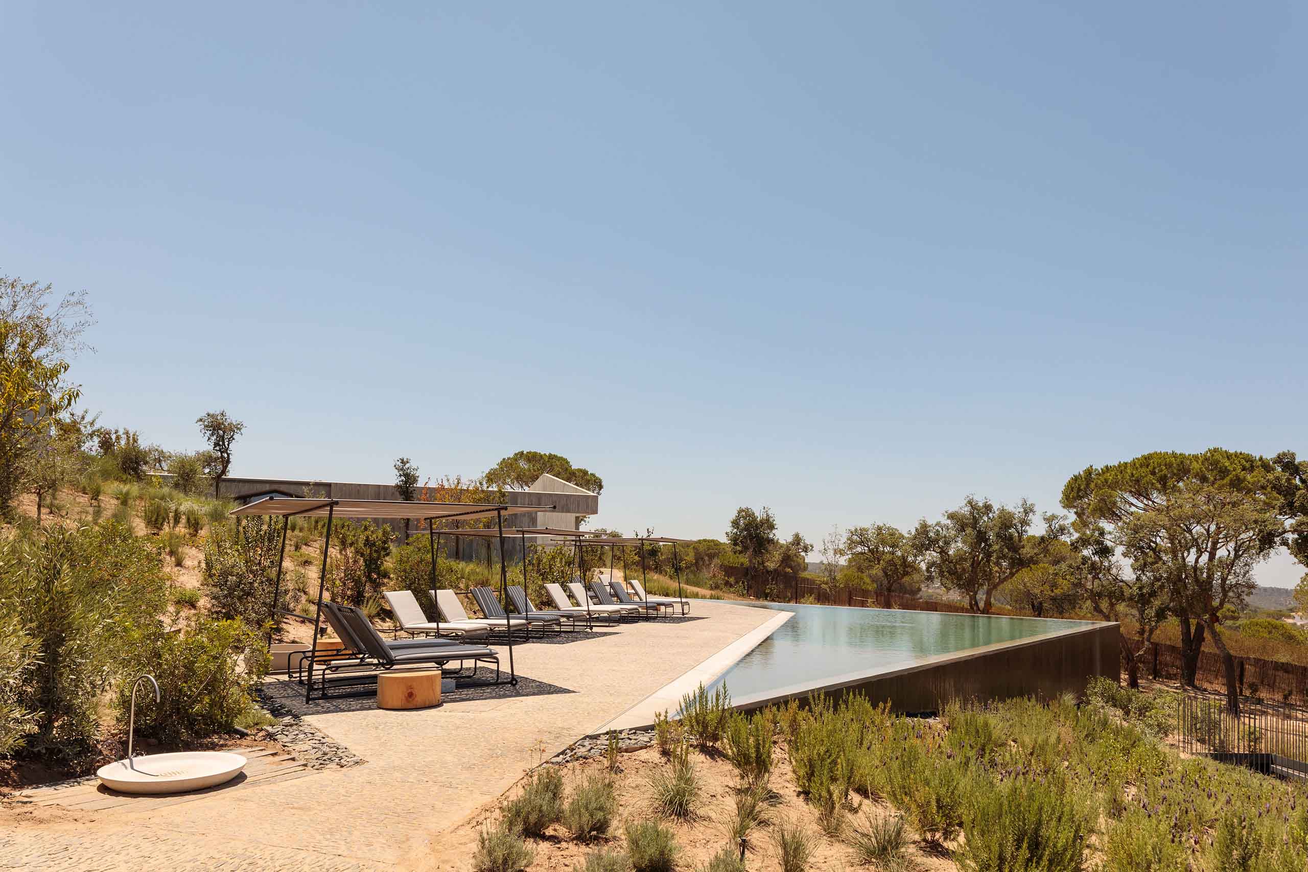 酒店設計,度假酒店設計,設計酒店,酒店設計案例,酒店設計方案,酒店裝修,Manuel Aires Mateus,葡萄牙,民宿設計, Pa.te.os民宿