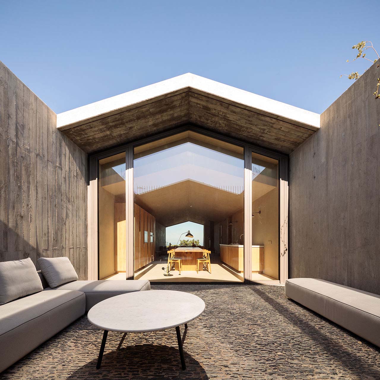 酒店設計,度假酒店設計,設計酒店,酒店設計案例,酒店設計方案,酒店裝修,Manuel Aires Mateus,葡萄牙,民宿設計, Pa.te.os民宿