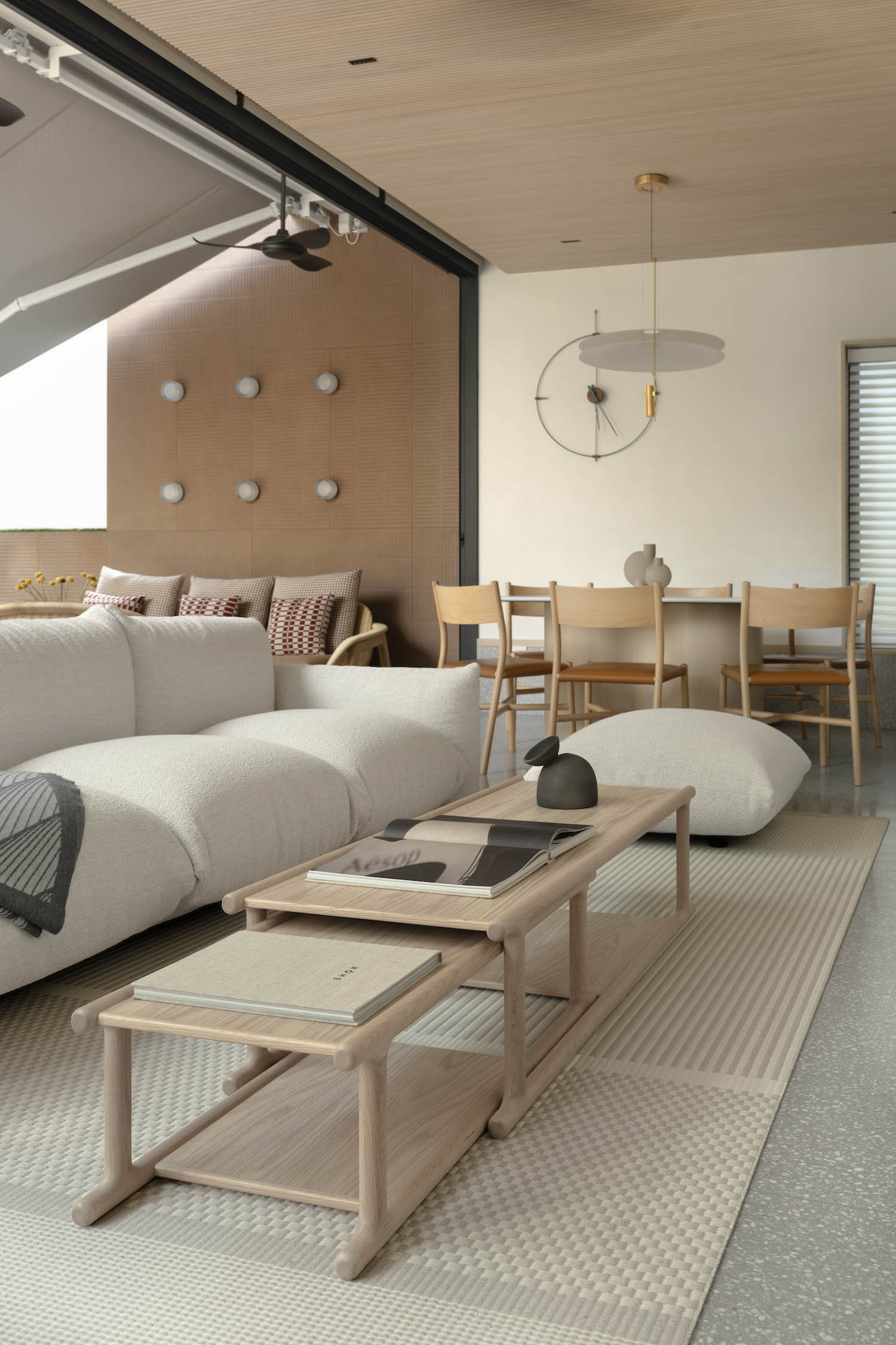 住宅設計,住宅設計案例,Studio Antimatter,新加坡,原木色,國外住宅設計案例,極簡主義,極簡美學