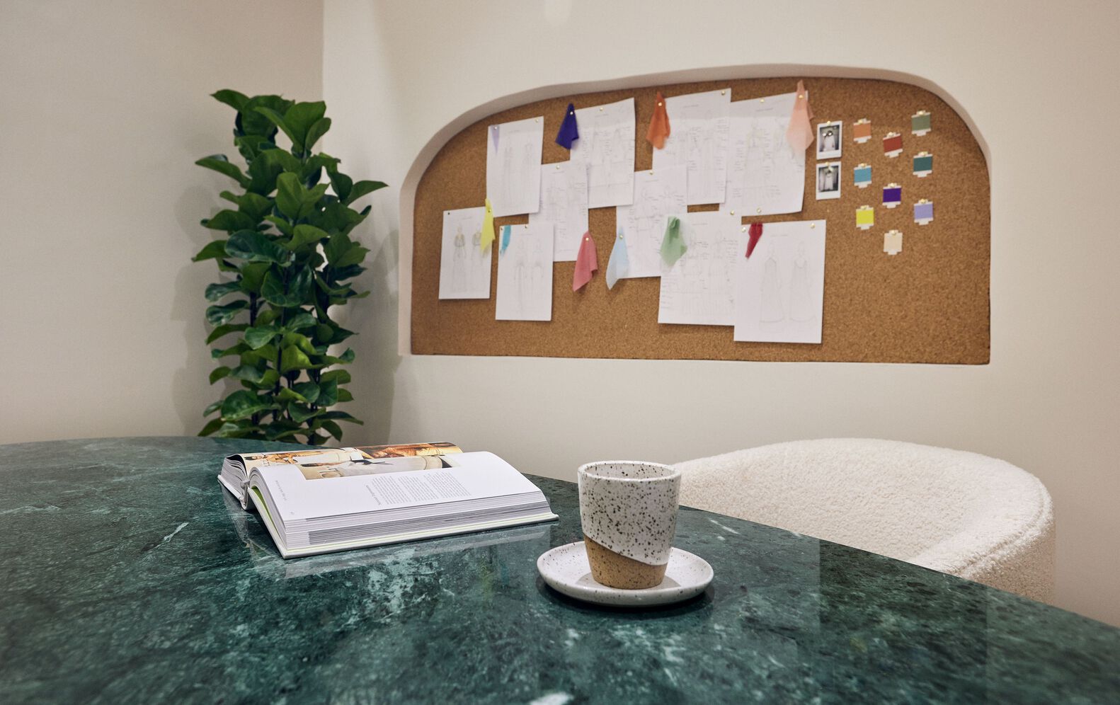 零售店設計,APB Oficina de Projetos,商店設計,服裝店設計方案,零售店設計案例,巴西,38㎡,時尚品牌服裝零售店,服裝店