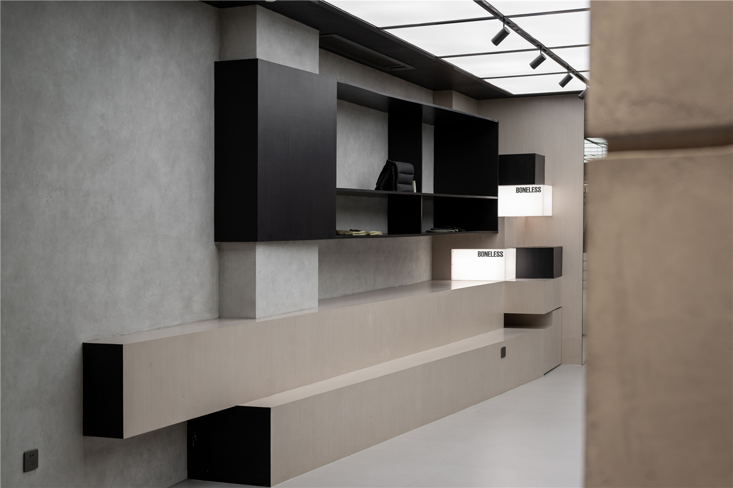 零售店設計,潮牌店設計,商店設計,商鋪設計,零售店設計方案,零售店設計案例,商鋪裝修,潮牌線下店設計,廣州,BONELESS線下店,蘑菇雲設計工作室