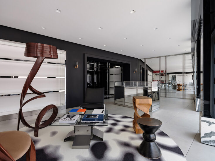 say architects | CASA CALVINLUO上海商城精品店