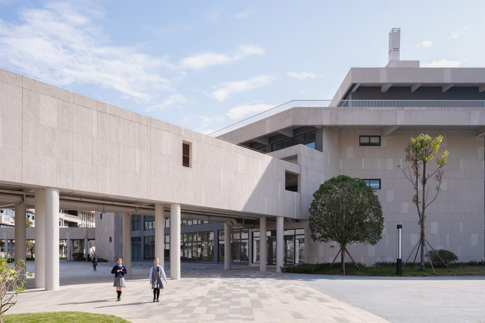 小學設計,學校設計,校園設計,學校設計案例,校園改造,學校裝修,中學設計,成都外國語學校仁壽校區,成都,江蘇中銳華東建築設計研究院有限公司榮朝暉工作室